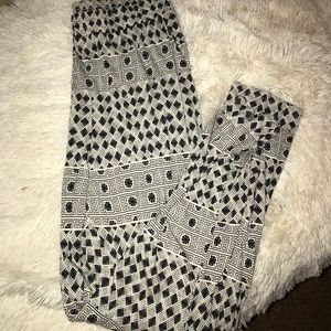 Black and white pants